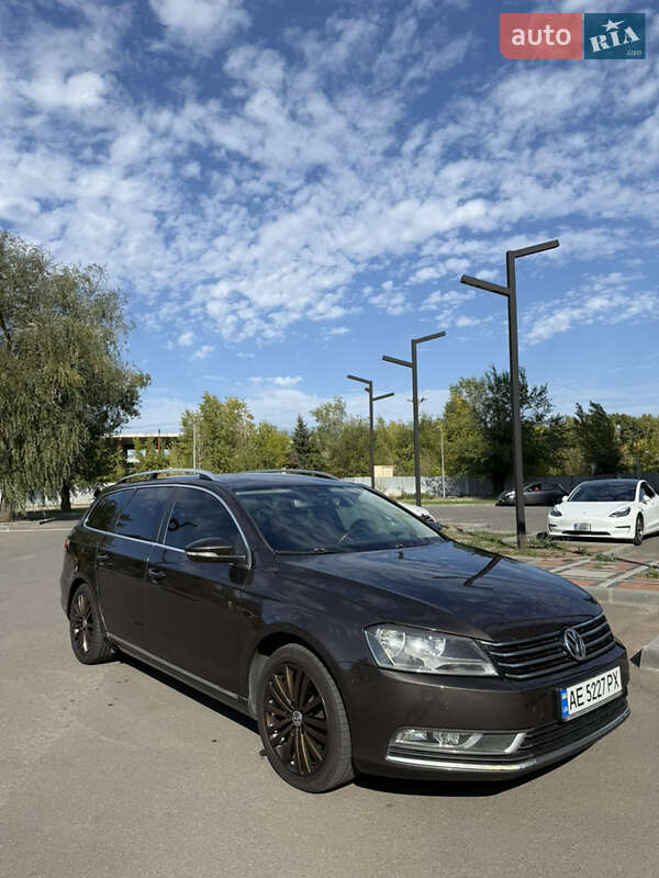 Volkswagen Passat 2012 Volkswagen Passat 2012