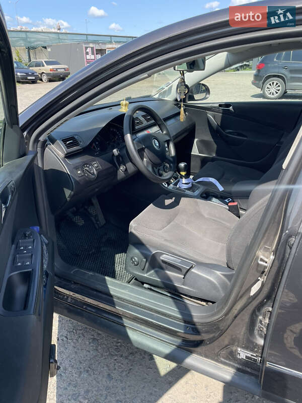 Седан Volkswagen Passat 2007 в Владимирце