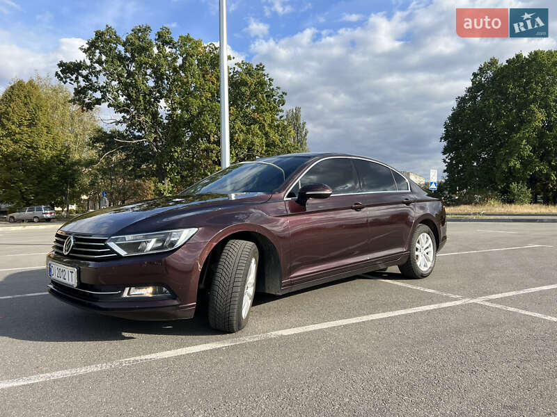 Седан Volkswagen Passat 2016 в Кропивницькому