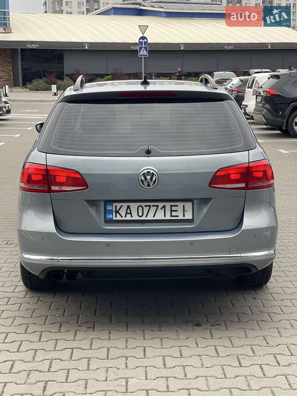 Универсал Volkswagen Passat 2013 в Киеве
