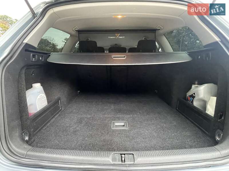 Универсал Volkswagen Passat 2013 в Киеве