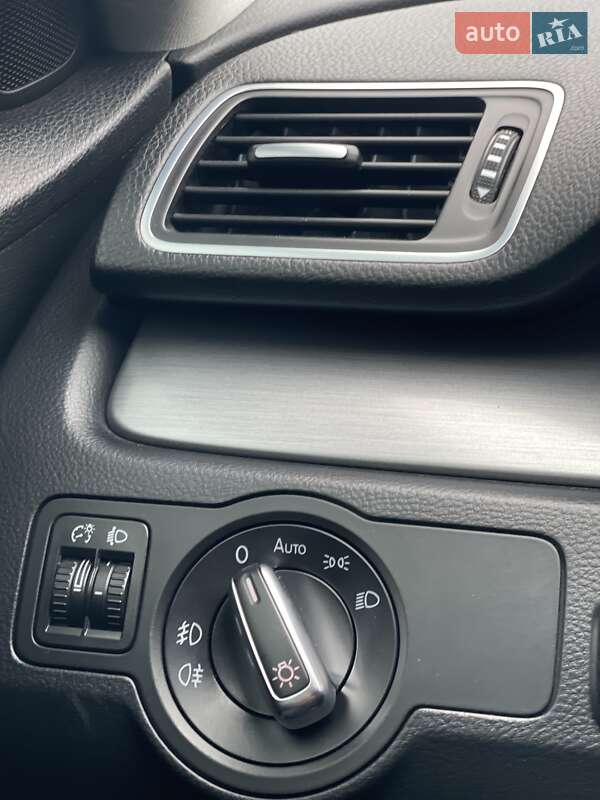 Универсал Volkswagen Passat 2013 в Киеве