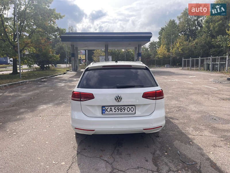 Универсал Volkswagen Passat 2015 в Житомире фото 5 Универсал Volkswagen Passat 2015 в Житомире
