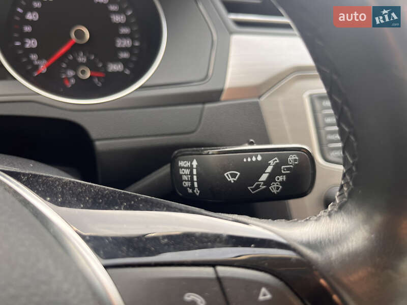 Универсал Volkswagen Passat 2015 в Житомире фото 21 Универсал Volkswagen Passat 2015 в Житомире