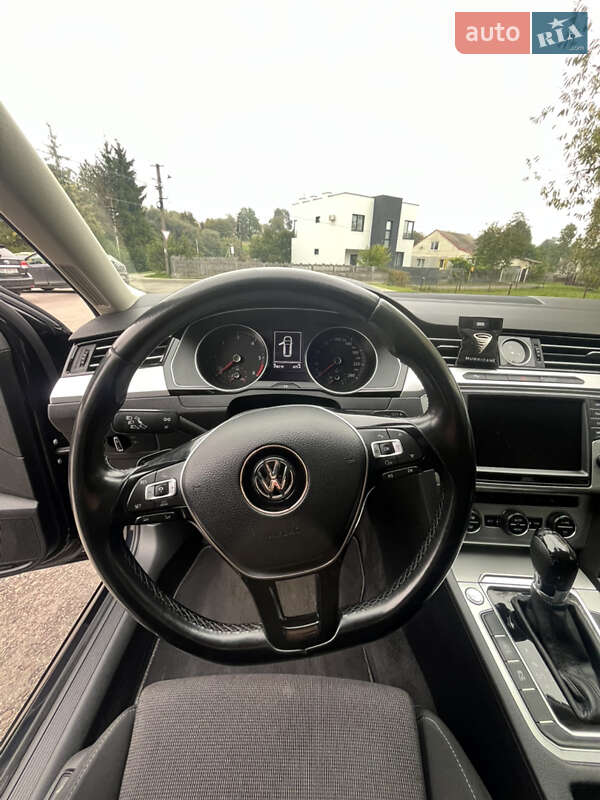 Универсал Volkswagen Passat 2016 в Львове фото 15 Универсал Volkswagen Passat 2016 в Львове