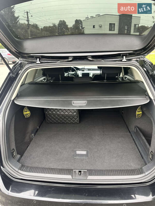 Универсал Volkswagen Passat 2016 в Львове фото 21 Универсал Volkswagen Passat 2016 в Львове