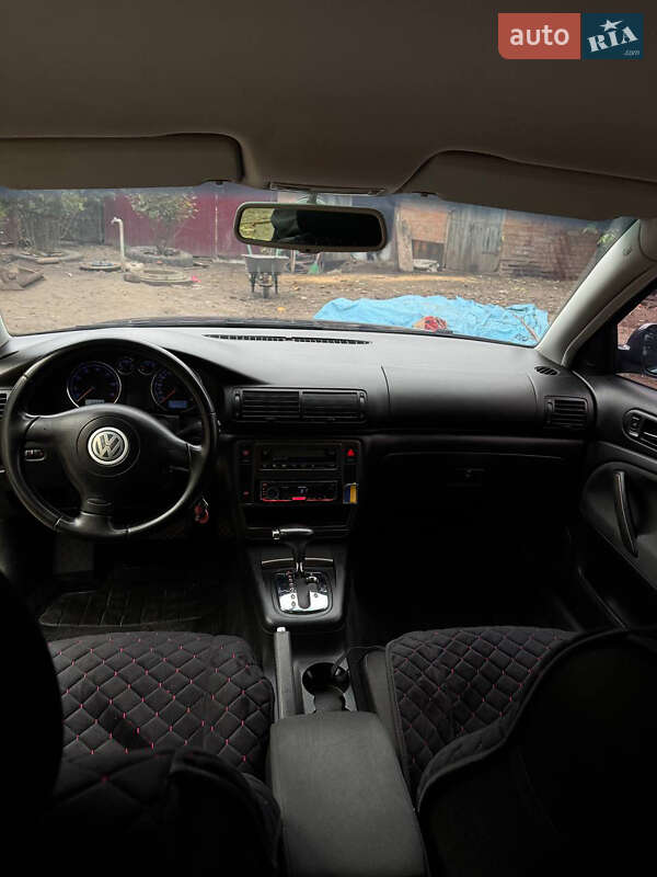 Седан Volkswagen Passat 2003 в Бердичеві