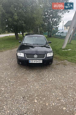 Седан Volkswagen Passat 2002 в Новоселице