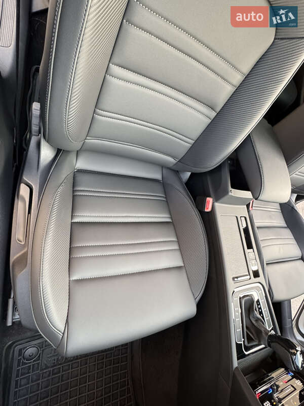 Универсал Volkswagen Passat 2022 в Киеве фото 20 Универсал Volkswagen Passat 2022 в Киеве