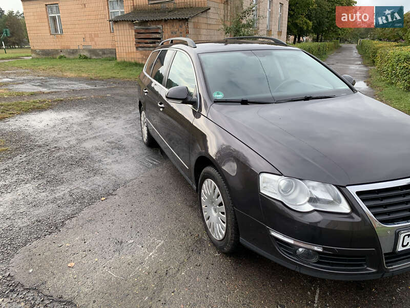 Универсал Volkswagen Passat 2010 в Дерно фото 13 Универсал Volkswagen Passat 2010 в Дерно