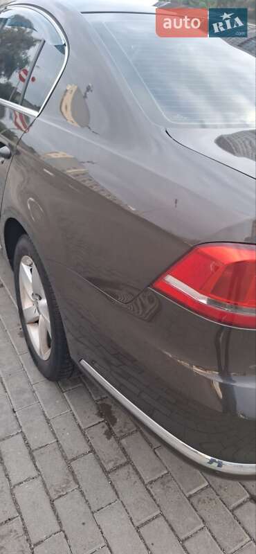 Седан Volkswagen Passat 2014 в Киеве фото 11 Седан Volkswagen Passat 2014 в Киеве