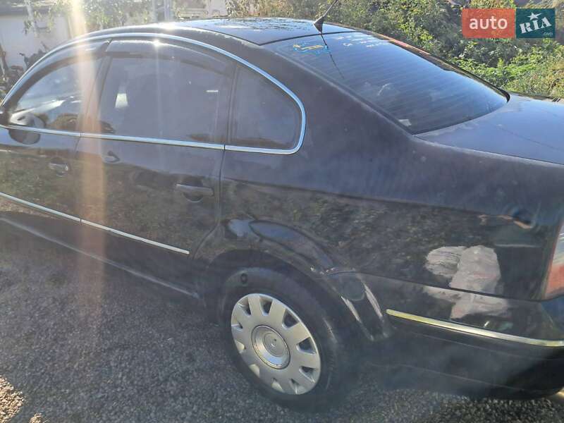 Седан Volkswagen Passat 2003 в Києві фото 6 Седан Volkswagen Passat 2003 в Києві