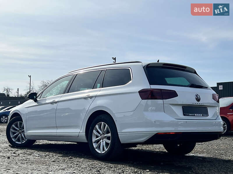 Универсал Volkswagen Passat 2021 в Луцке