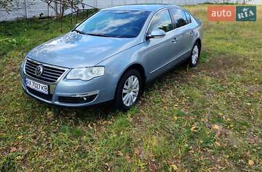 Седан Volkswagen Passat 2008 в Харькове