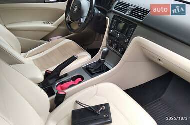 Седан Volkswagen Passat 2015 в Виннице