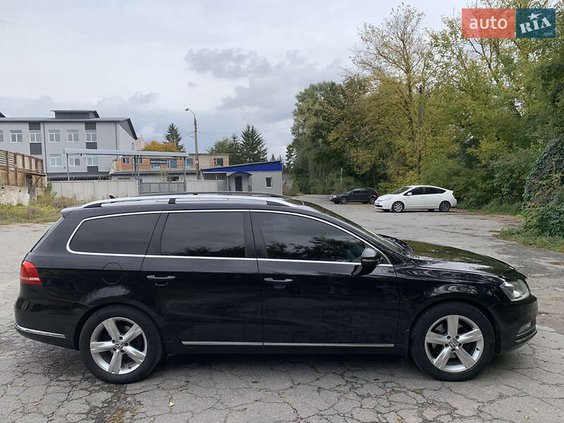 Универсал Volkswagen Passat 2013 в Житомире