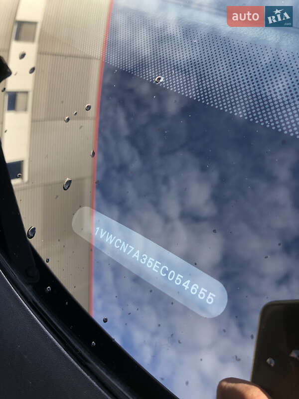 Седан Volkswagen Passat 2013 в Киеве