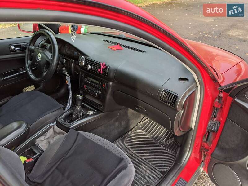 Універсал Volkswagen Passat 2000 в Рівному фото 13 Універсал Volkswagen Passat 2000 в Рівному