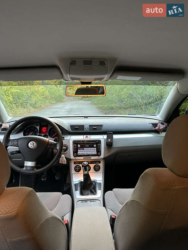 Седан Volkswagen Passat 2005 в Киеве фото 14 Седан Volkswagen Passat 2005 в Киеве