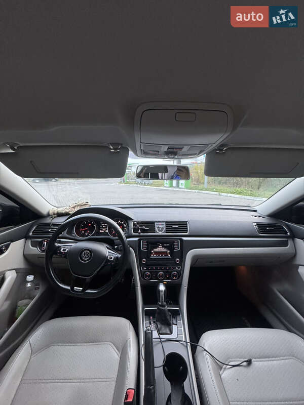 Седан Volkswagen Passat 2016 в Києві