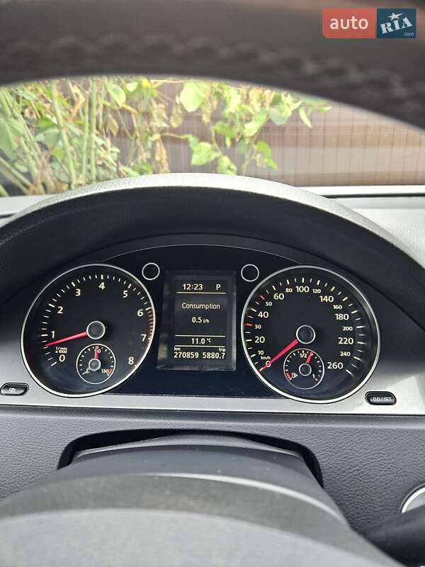 Универсал Volkswagen Passat 2009 в Ирпене