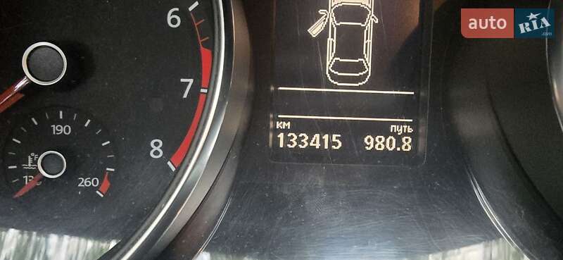 Седан Volkswagen Passat 2016 в Києві