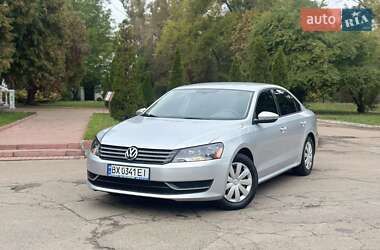 Седан Volkswagen Passat 2011 в Киеве
