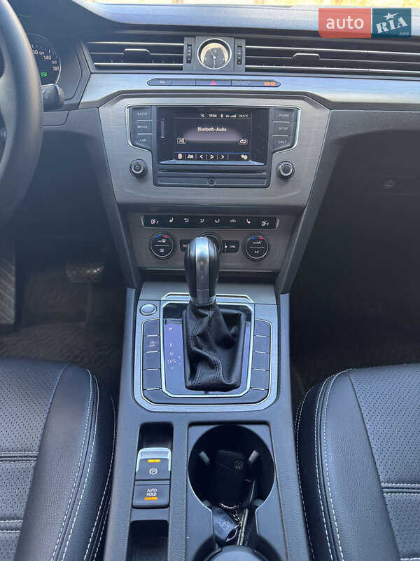 Седан Volkswagen Passat 2017 в Прилуках фото 10 Седан Volkswagen Passat 2017 в Прилуках