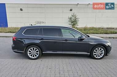 Универсал Volkswagen Passat 2017 в 