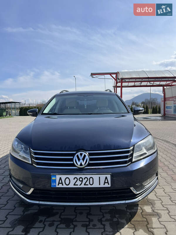 Универсал Volkswagen Passat 2013 в Русском Поле фото 5 Универсал Volkswagen Passat 2013 в Русском Поле