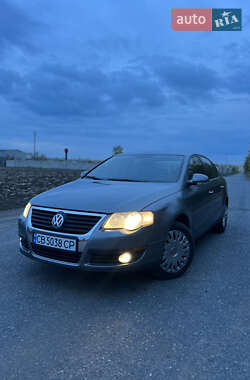 Седан Volkswagen Passat 2006 в Харькове
