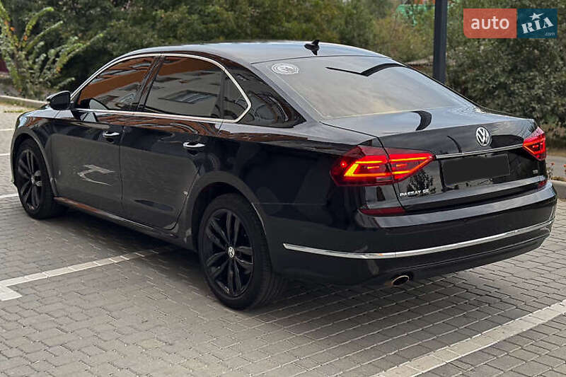 Седан Volkswagen Passat 2018 в Киеве фото 9 Седан Volkswagen Passat 2018 в Киеве
