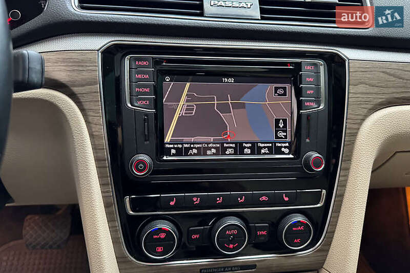 Седан Volkswagen Passat 2018 в Киеве фото 17 Седан Volkswagen Passat 2018 в Киеве