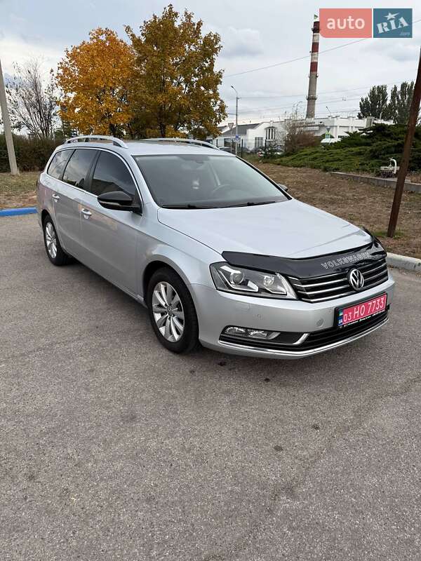 Универсал Volkswagen Passat 2014 в Днепре