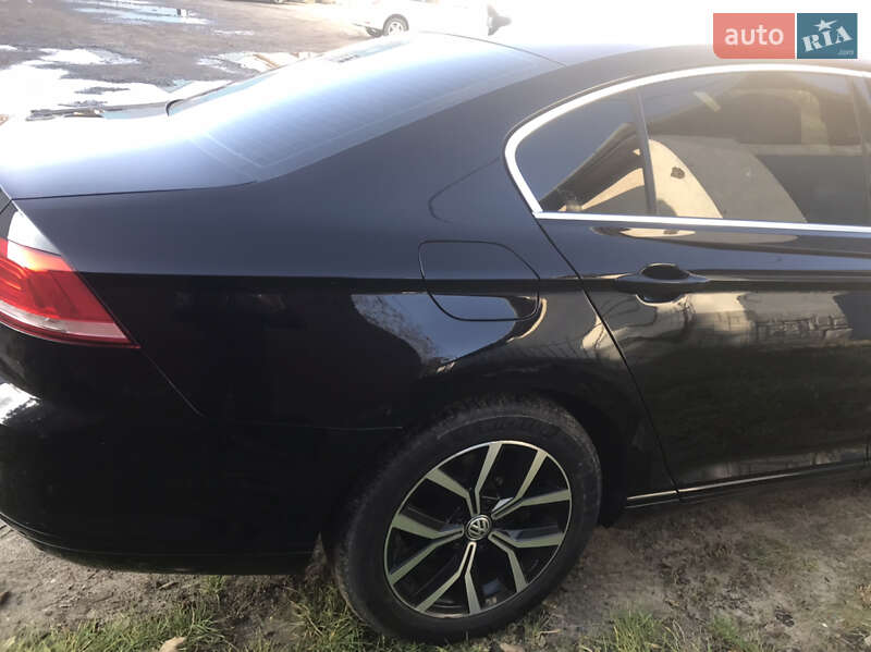Седан Volkswagen Passat 2017 в Львові