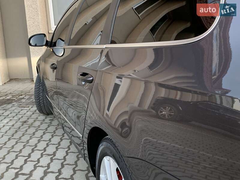 Универсал Volkswagen Passat 2008 в Самборе