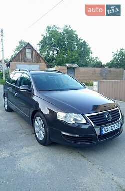 Универсал Volkswagen Passat 2005 в Харькове