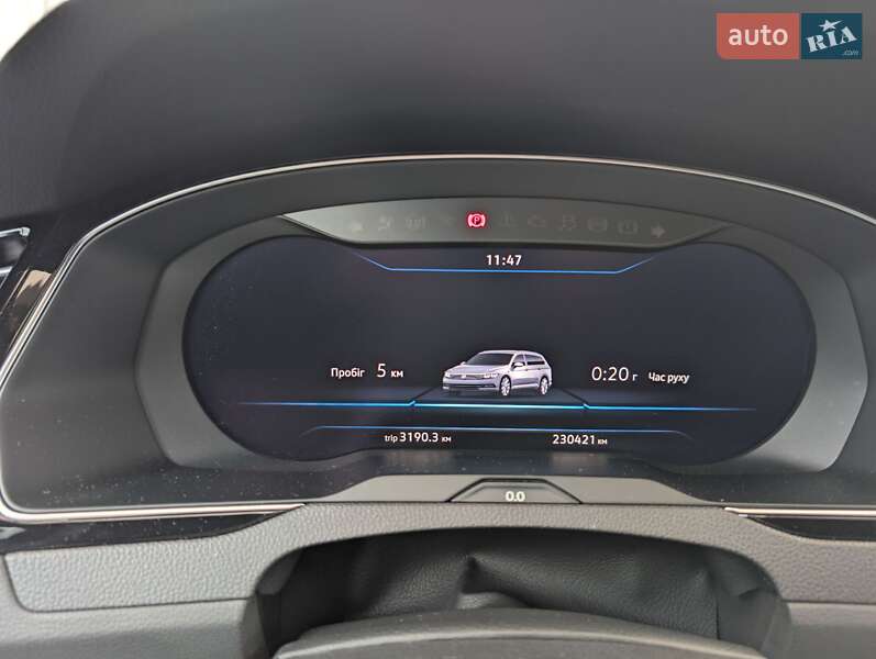 Универсал Volkswagen Passat 2018 в Киеве