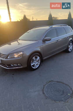 Универсал Volkswagen Passat 2011 в Шептицькому