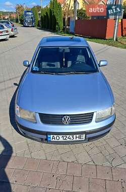 Седан Volkswagen Passat 1998 в  Седан Volkswagen Passat 1998 в