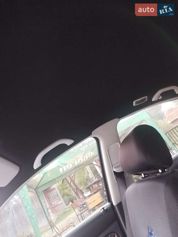 Седан Volkswagen Passat 2002 в Сколе фото 6 Седан Volkswagen Passat 2002 в Сколе