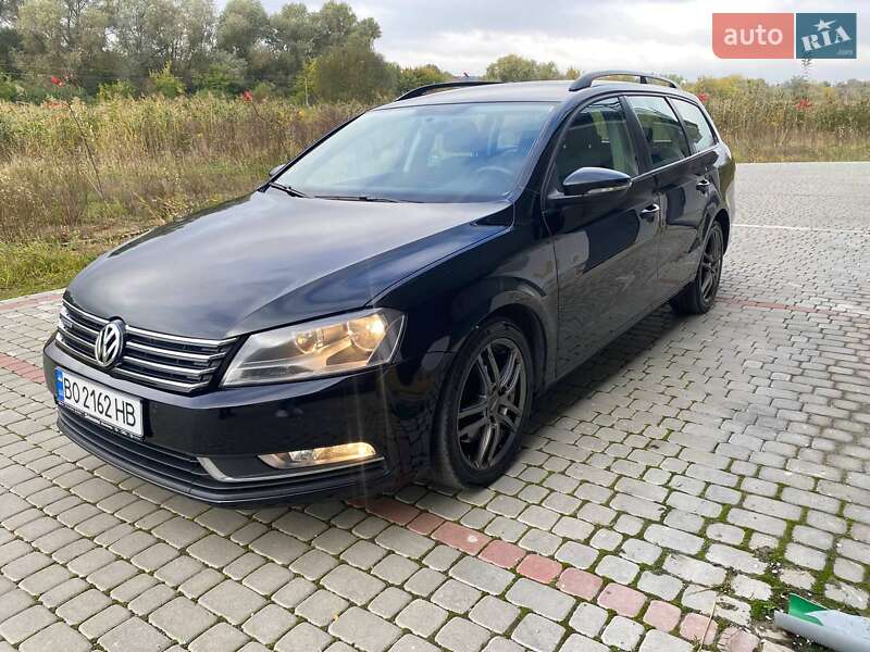 Універсал Volkswagen Passat 2013 в Тернополі