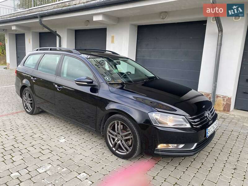 Універсал Volkswagen Passat 2013 в Тернополі