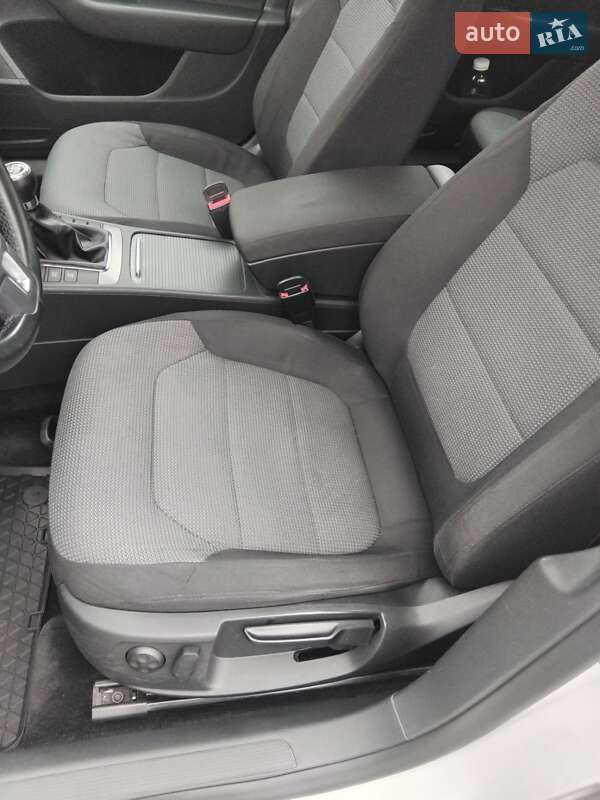 Універсал Volkswagen Passat 2012 в Дніпрі фото 29 Універсал Volkswagen Passat 2012 в Дніпрі