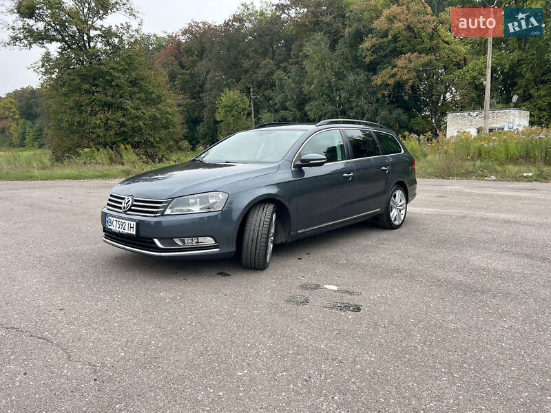 Универсал Volkswagen Passat 2011 в Дубно фото 5 Универсал Volkswagen Passat 2011 в Дубно