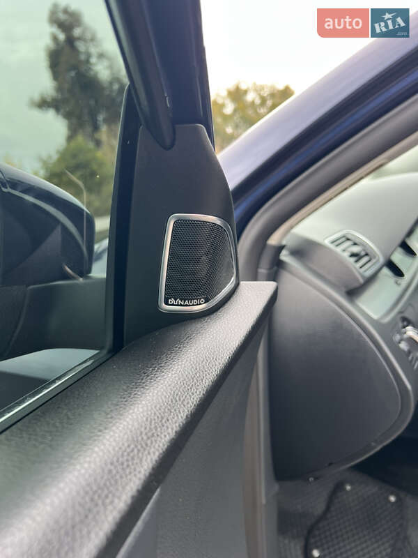 Универсал Volkswagen Passat 2011 в Дубно