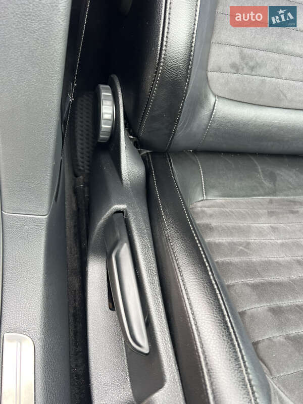 Универсал Volkswagen Passat 2011 в Дубно