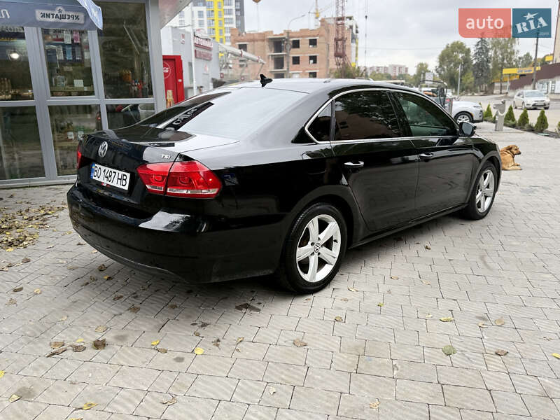 Седан Volkswagen Passat 2013 в Тернополі