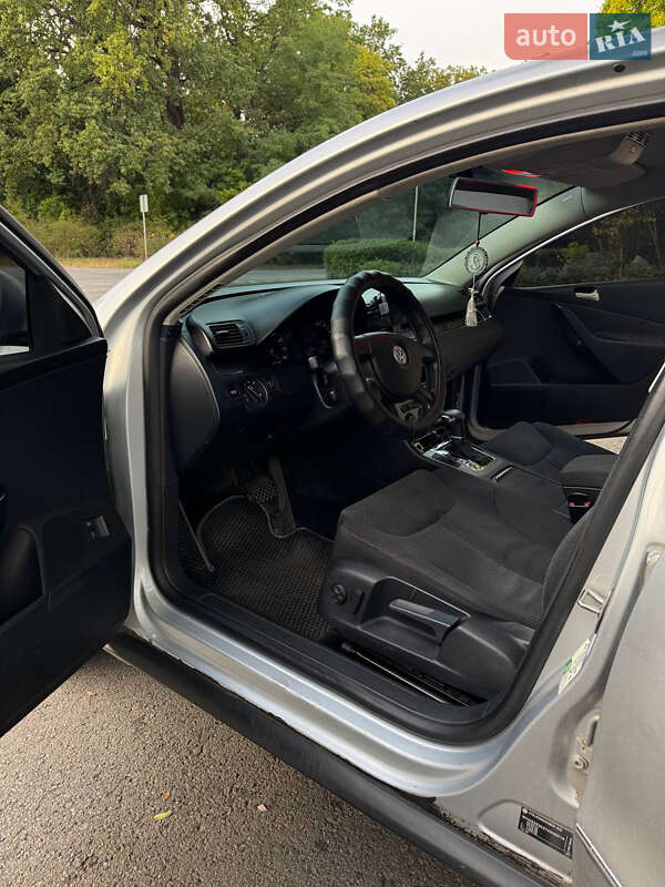 Седан Volkswagen Passat 2006 в Полтаве