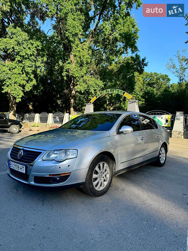 Седан Volkswagen Passat 2006 в Полтаве